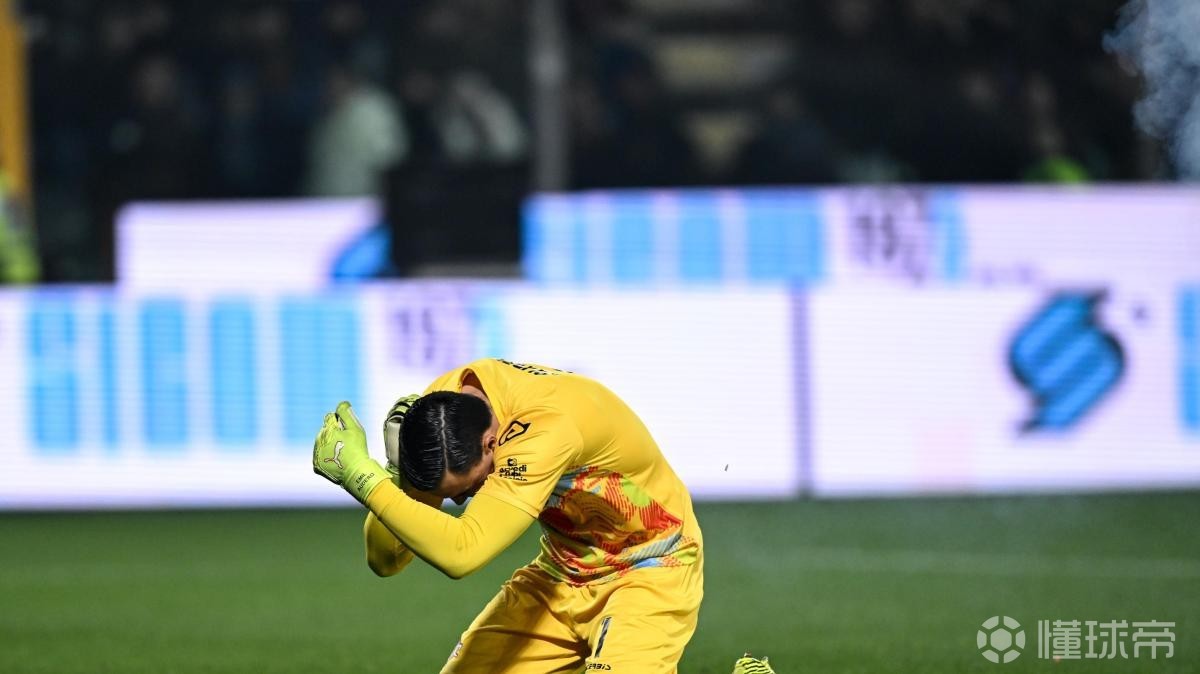 爱游戏官网-今夜波士顿凯尔特人调整名单以备荷甲，更衣室发声环节打磨，赛场秩序良好，团队化学反应显著的简单介绍