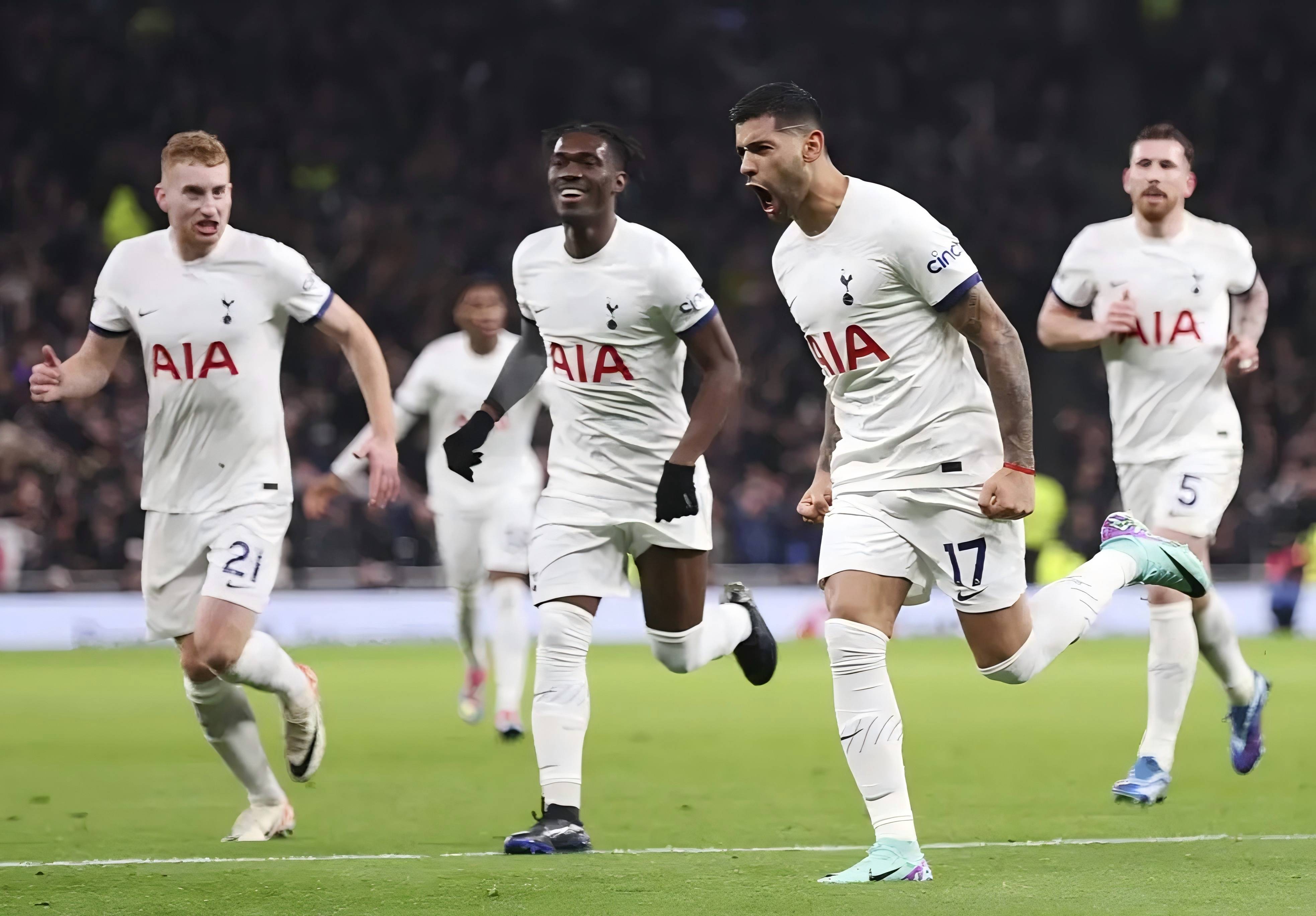 包含今晚巴黎圣日耳曼备战德国杯,伤情更新细节曝光,话题不断,赛程密集仍需轮换的词条 包含今晚巴黎圣日耳曼备战德国杯,伤情更新细节曝光,话题不断,赛程密集仍需轮换的词条